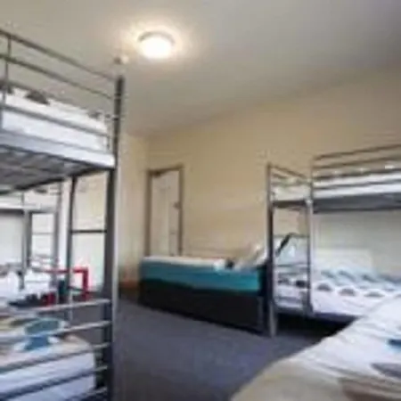 Russell Scott Backpackers - Hostal